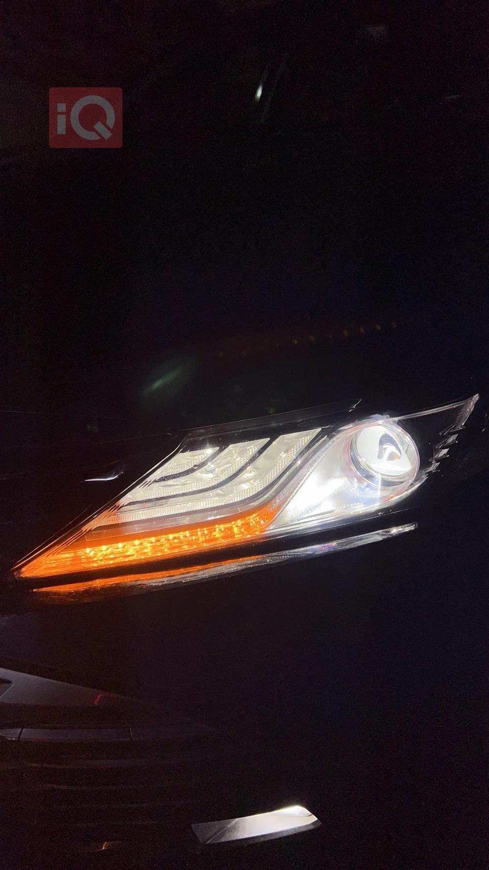 تۆیۆتا کامری